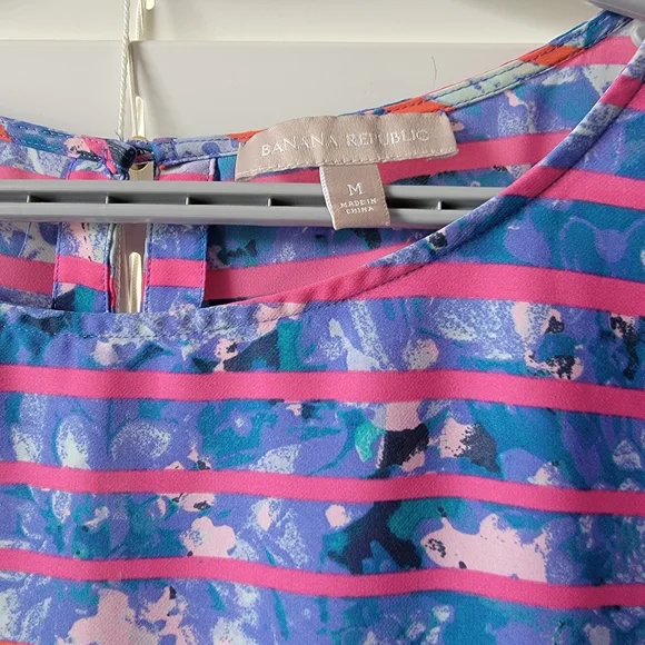 Banana Republic Top - Picture 2 of 5